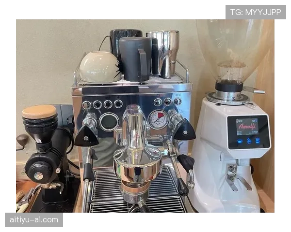 小威退役后一天喝三杯冰美式，家里咖啡机比健身房用得还勤